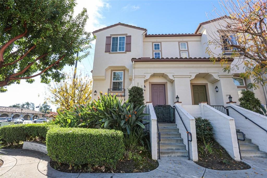 MLS #OC26176337 image #0
