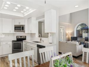 MLS #OC26176442 image #0