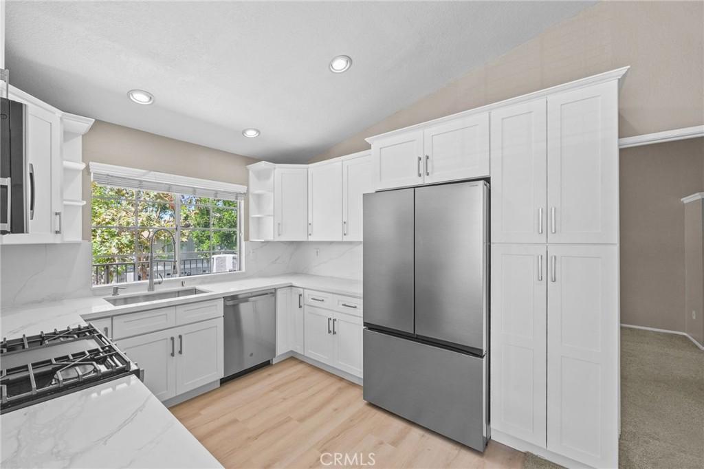 MLS #OC26176462 image #0