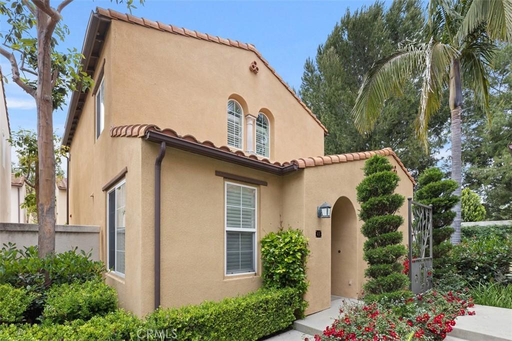 MLS #OC26176501 image #0