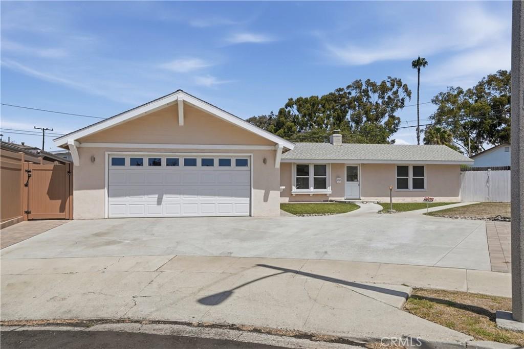 MLS #OC26176609 image #0