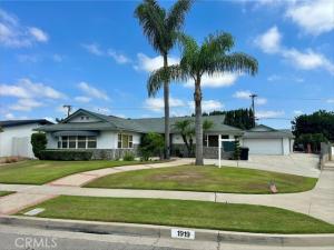 MLS #OC26176646 image #0