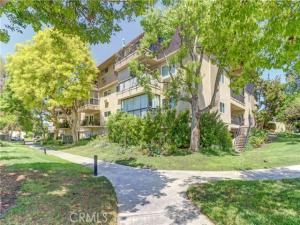 MLS #OC26177032 image #0