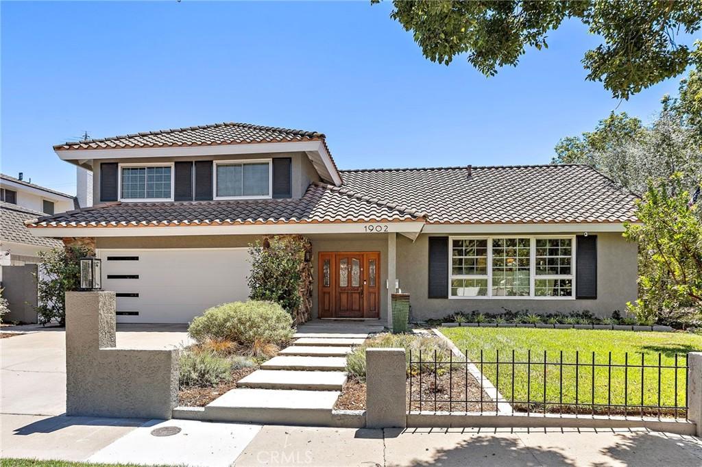 MLS #OC26177215 image #0