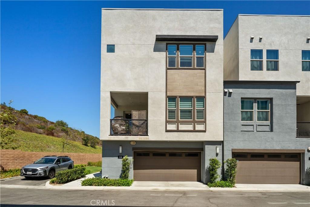 MLS #OC26177236 image #0