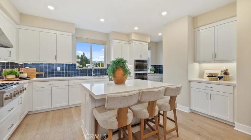 MLS #OC26177407 image #0