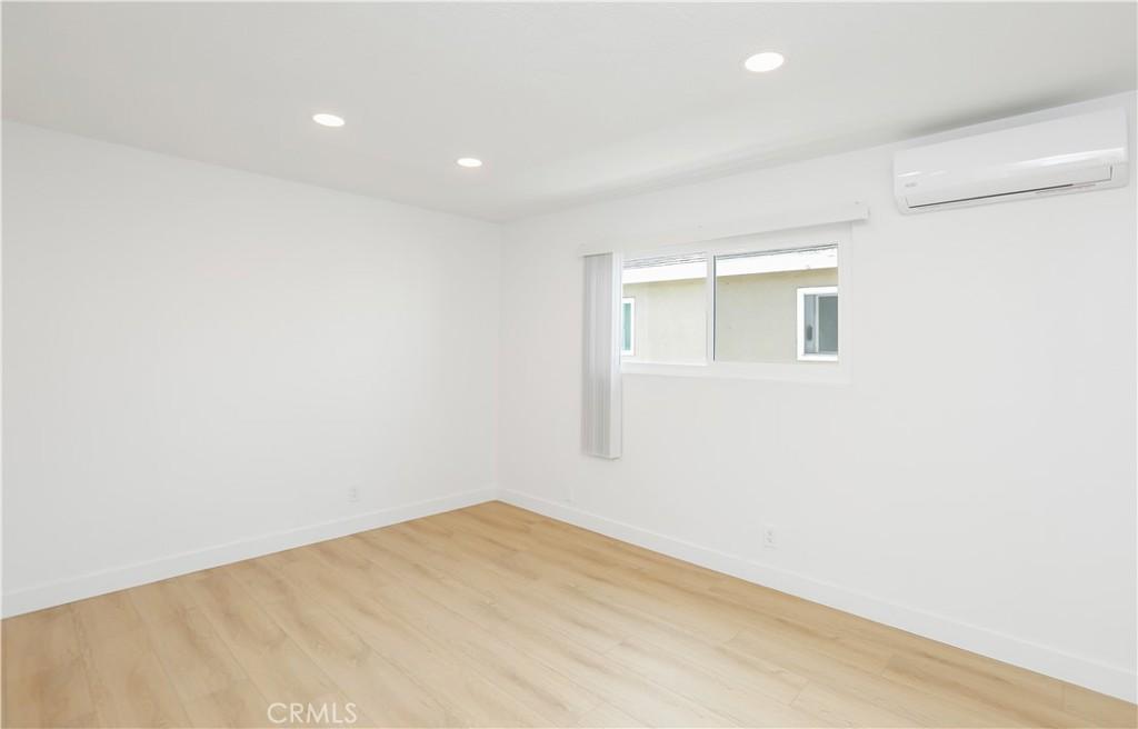 MLS #OC26177441 image #0