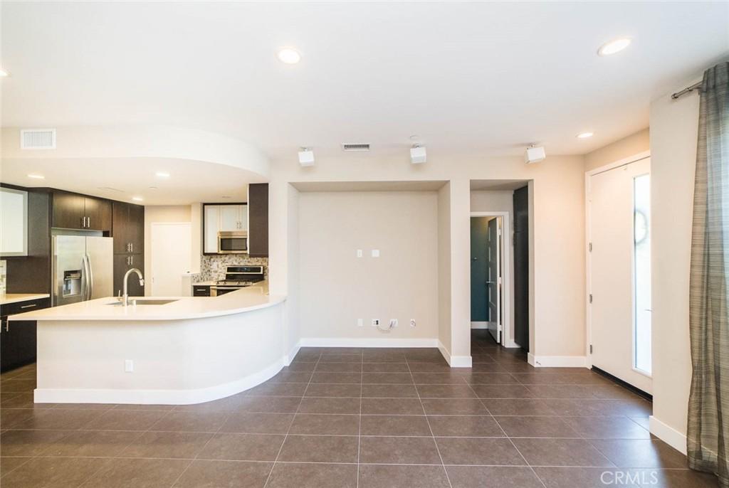 MLS #OC26177478 image #0