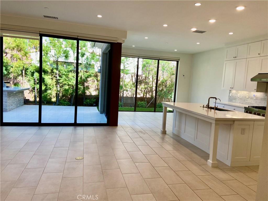 MLS #OC26177563 image #0