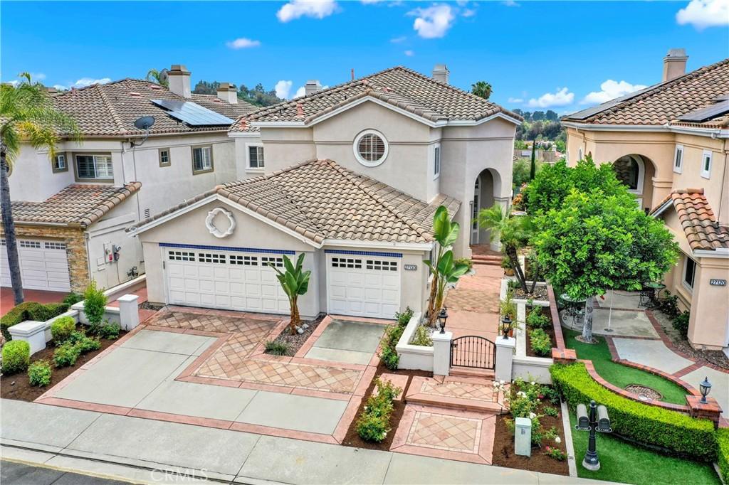 MLS #OC26177649 image #0