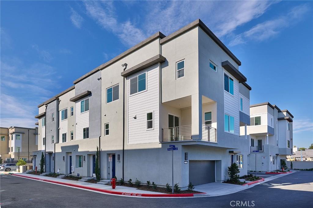 MLS #OC26177668 image #0
