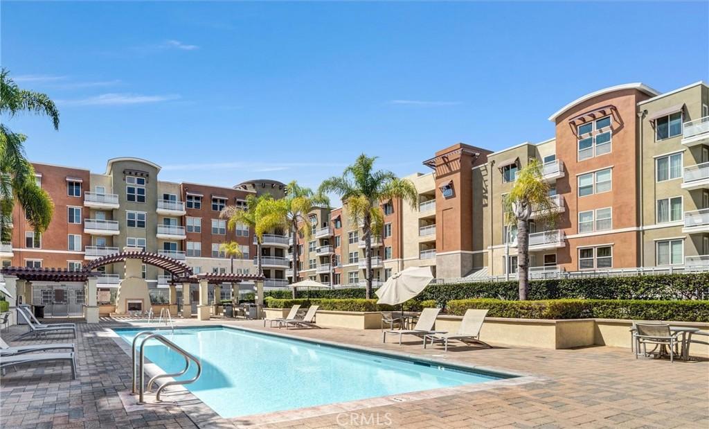 MLS #OC26178120 image #0