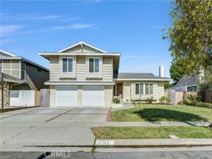 MLS #OC26178130 image #0