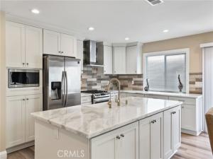 MLS #OC26178405 image #0