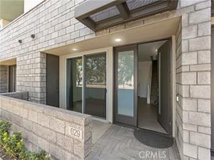 MLS #OC26178434 image #0