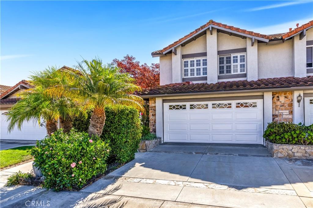 MLS #OC26178506 image #0