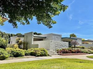 MLS #OC26178615 image #0