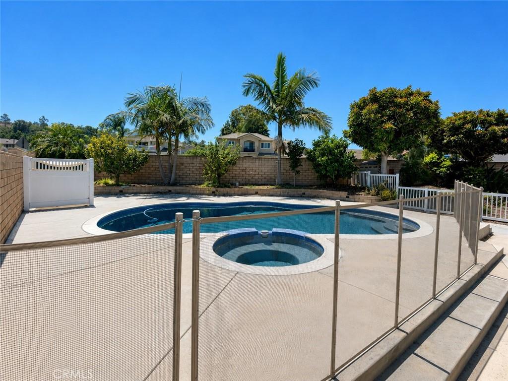 MLS #OC26178669 image #0
