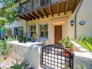 MLS #OC26179066 image #0