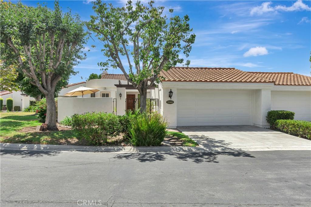 MLS #OC26179358 image #0