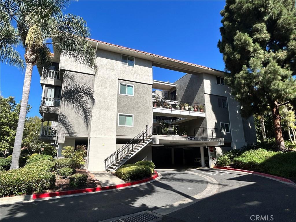 MLS #OC26179365 image #0