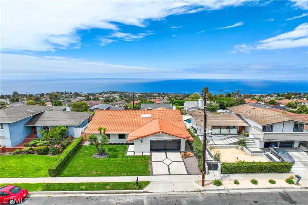 MLS #OC26179414 image #0