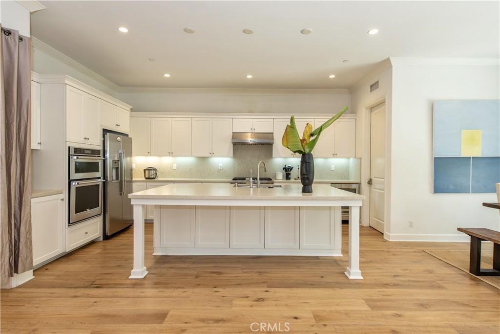 MLS #OC26179527 image #0