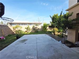 MLS #OC26179637 image #0