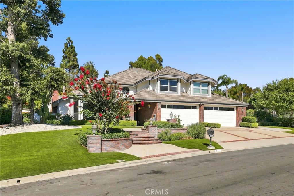 MLS #OC26179735 image #0