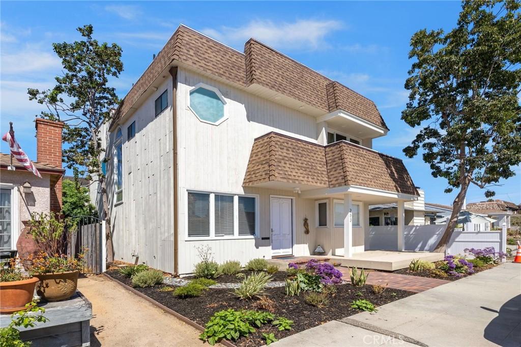 MLS #OC26180232 image #0