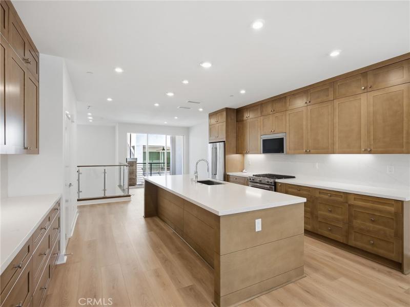 MLS #OC26180307 image #0