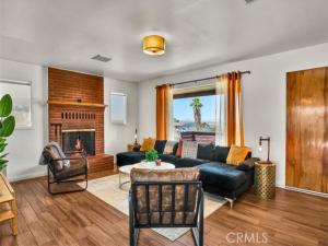 MLS #OC26180327 image #0