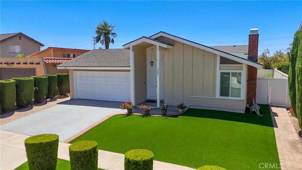MLS #OC26180369 image #0