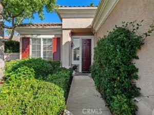 MLS #OC26180669 image #0