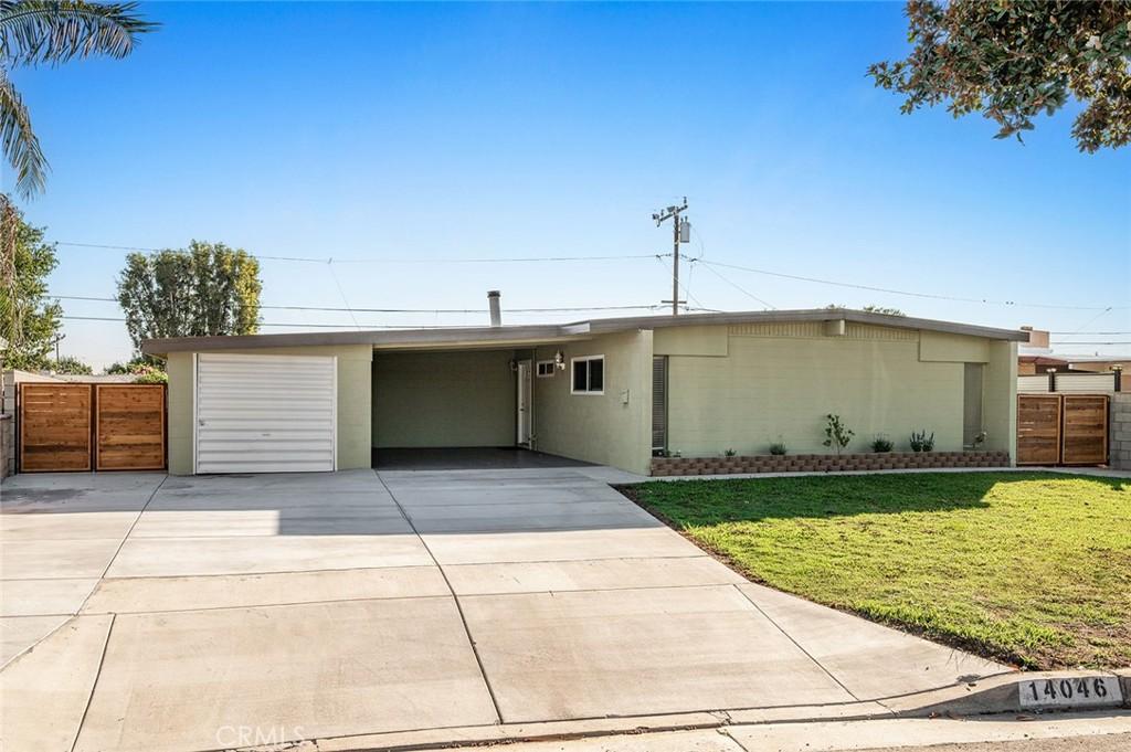 MLS #OC26180710 image #0