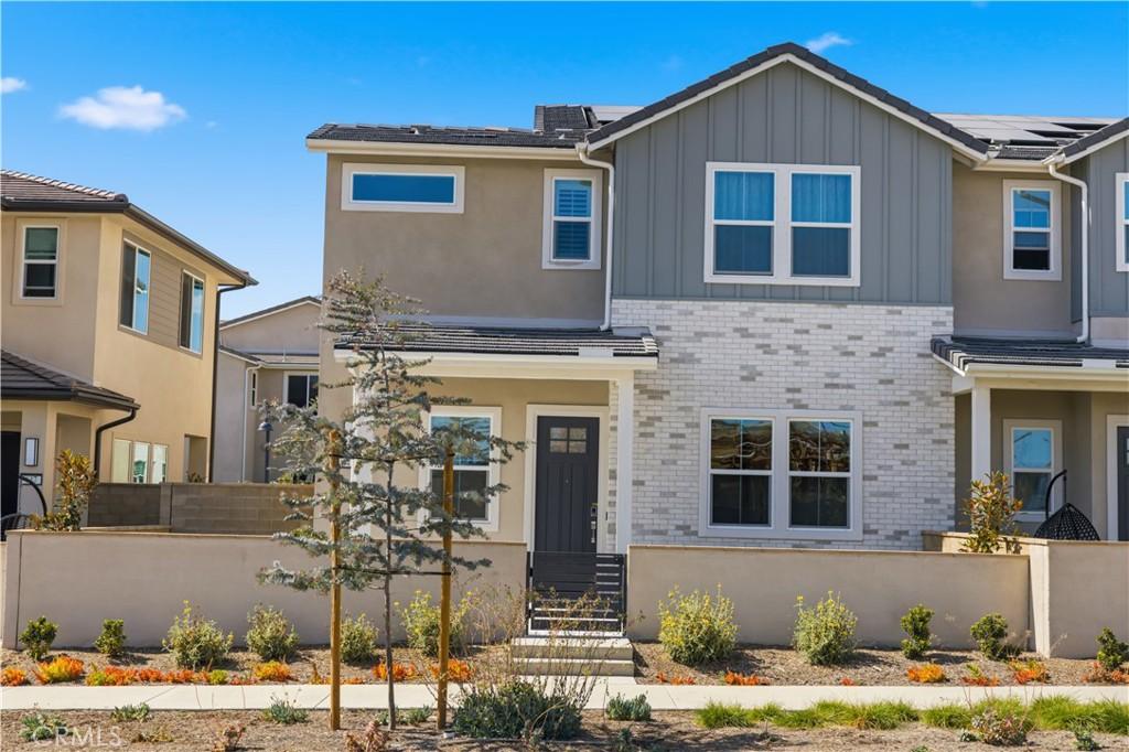 MLS #OC26180814 image #0