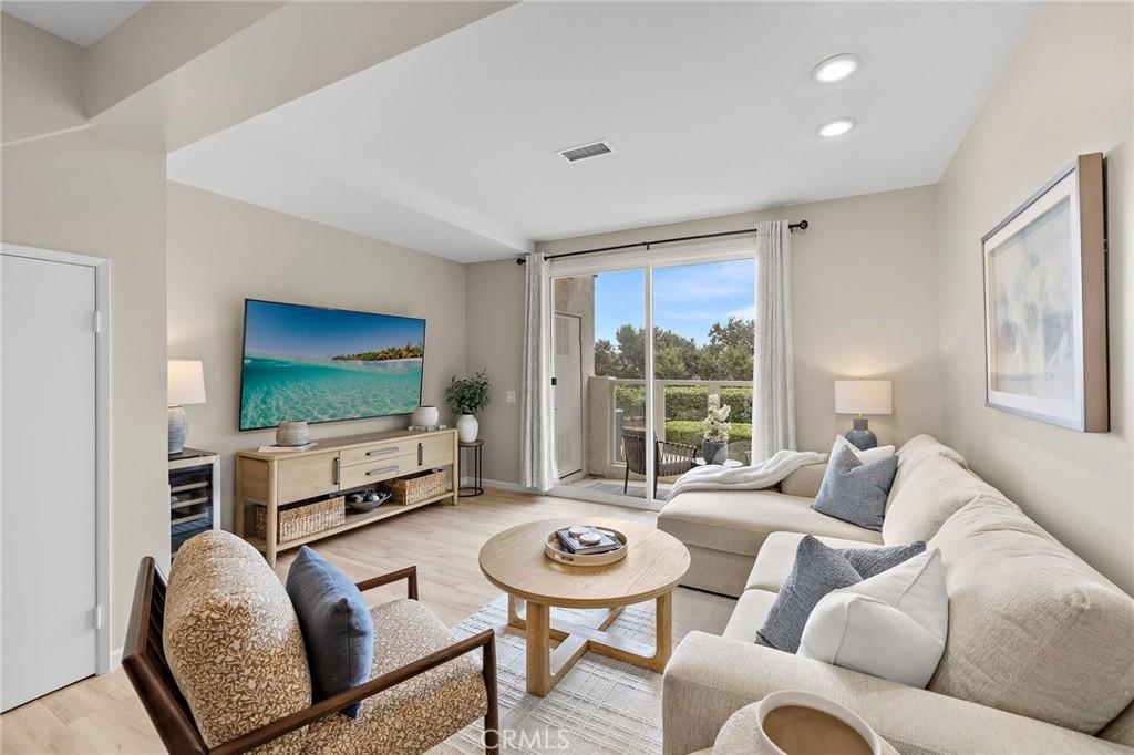 MLS #OC26180847 image #0