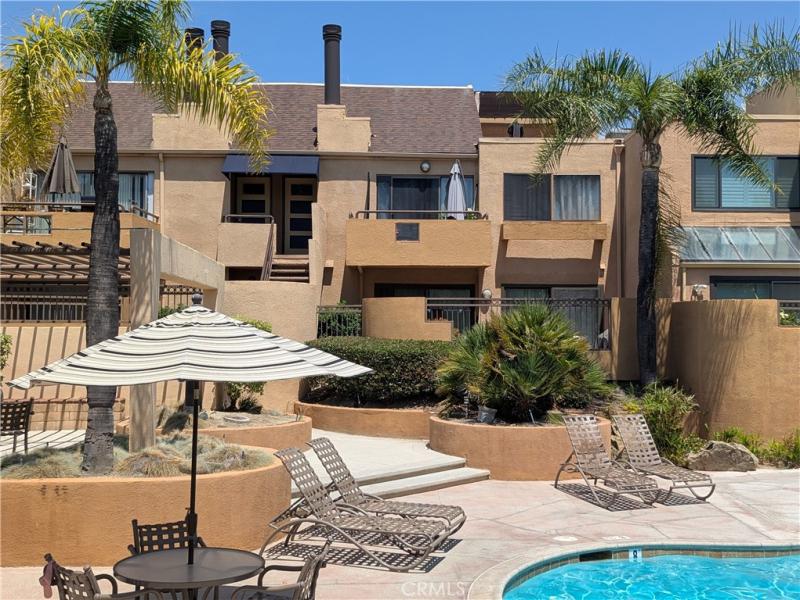 MLS #OC26181371 image #0