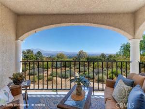 MLS #OC26181517 image #0
