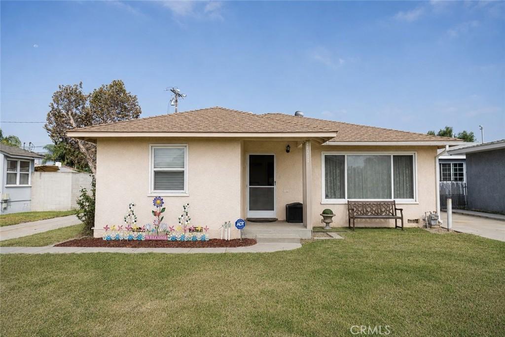 MLS #OC26181588 image #0