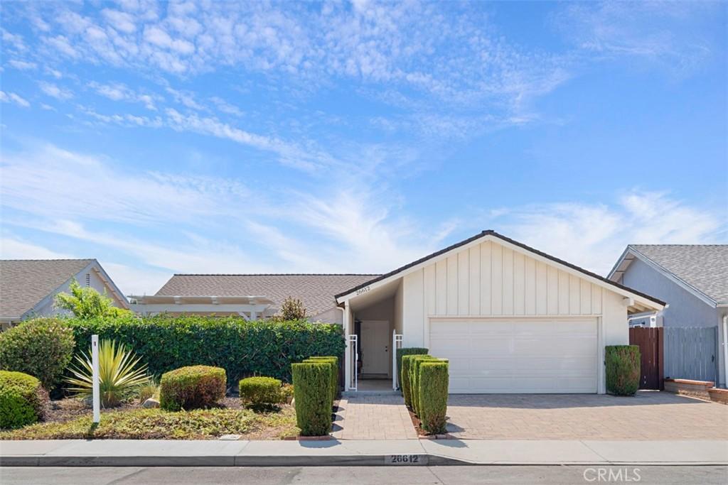 MLS #OC26182009 image #0