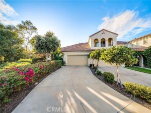 MLS #OC26182108 image #0