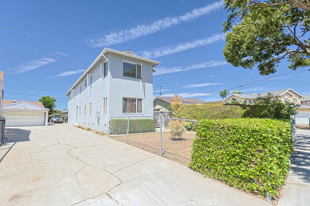 MLS #OC26182304 image #0
