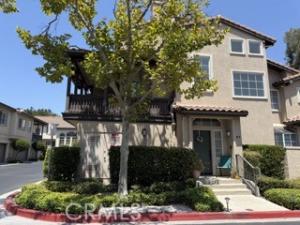 MLS #OC26182478 image #0
