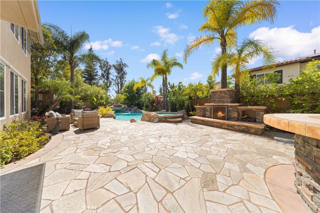 MLS #OC26182590 image #0