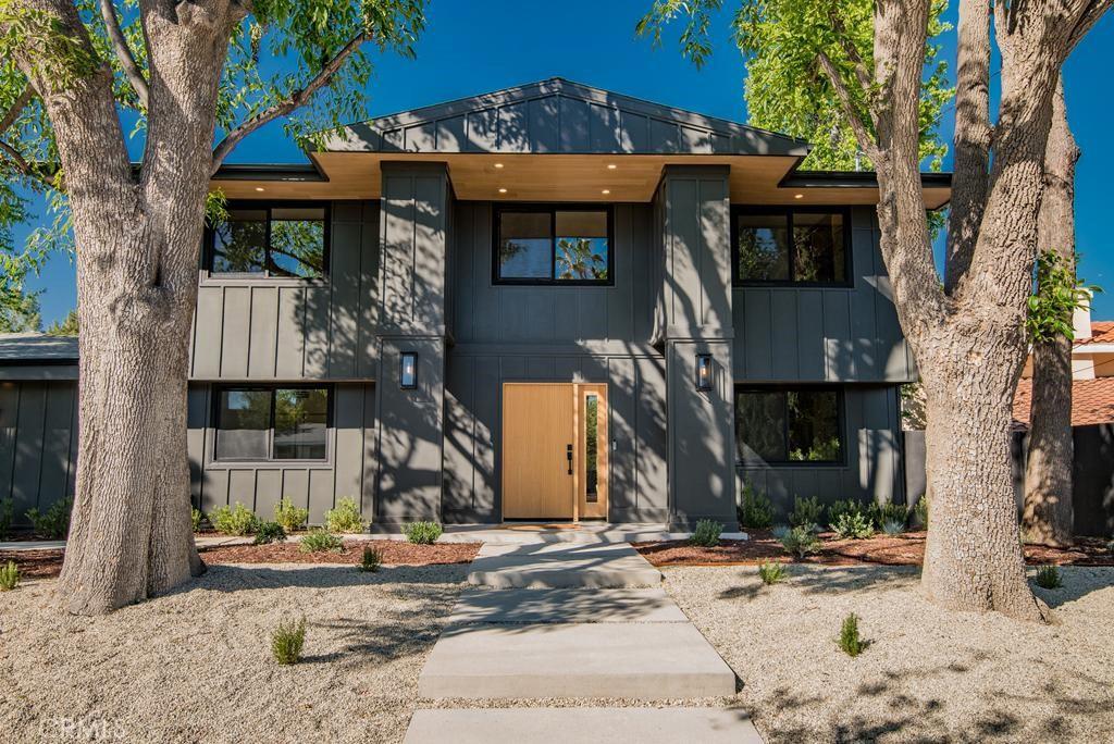 MLS #OC26182845 image #0