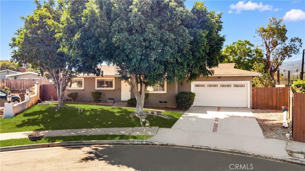 MLS #OC26183007 image #0