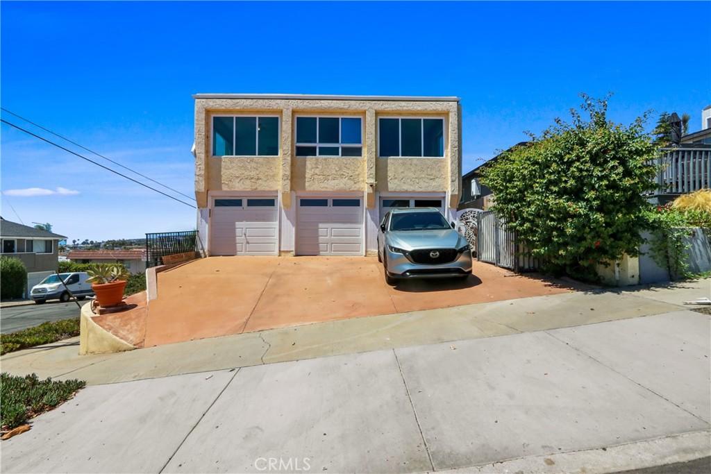 MLS #OC26183101 image #0