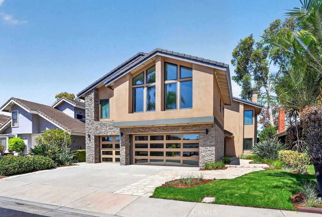 MLS #OC26183483 image #0