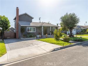 MLS #OC26183578 image #0
